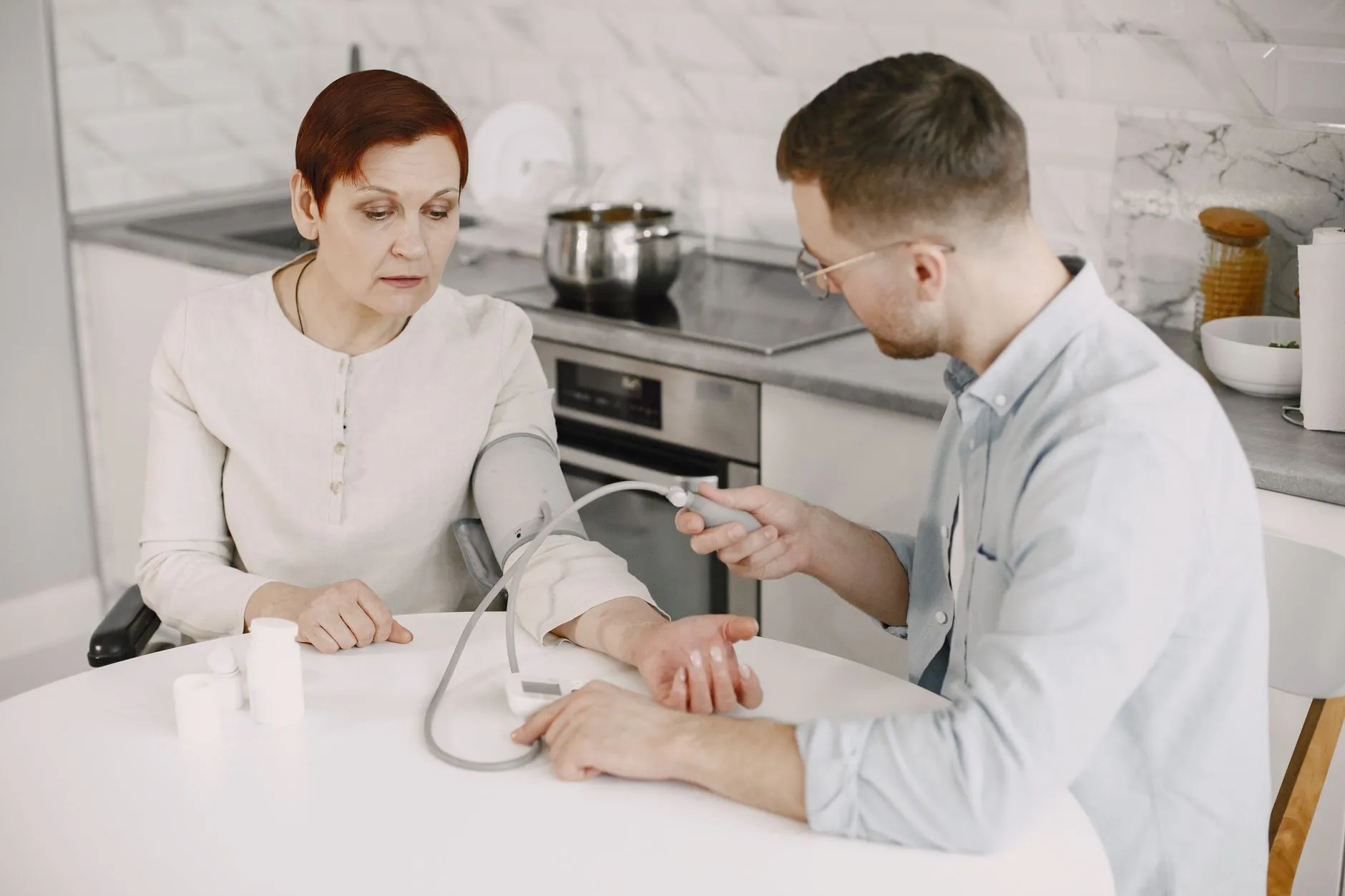 成都石塑地板产品核心特点与适用空间场景详细介绍